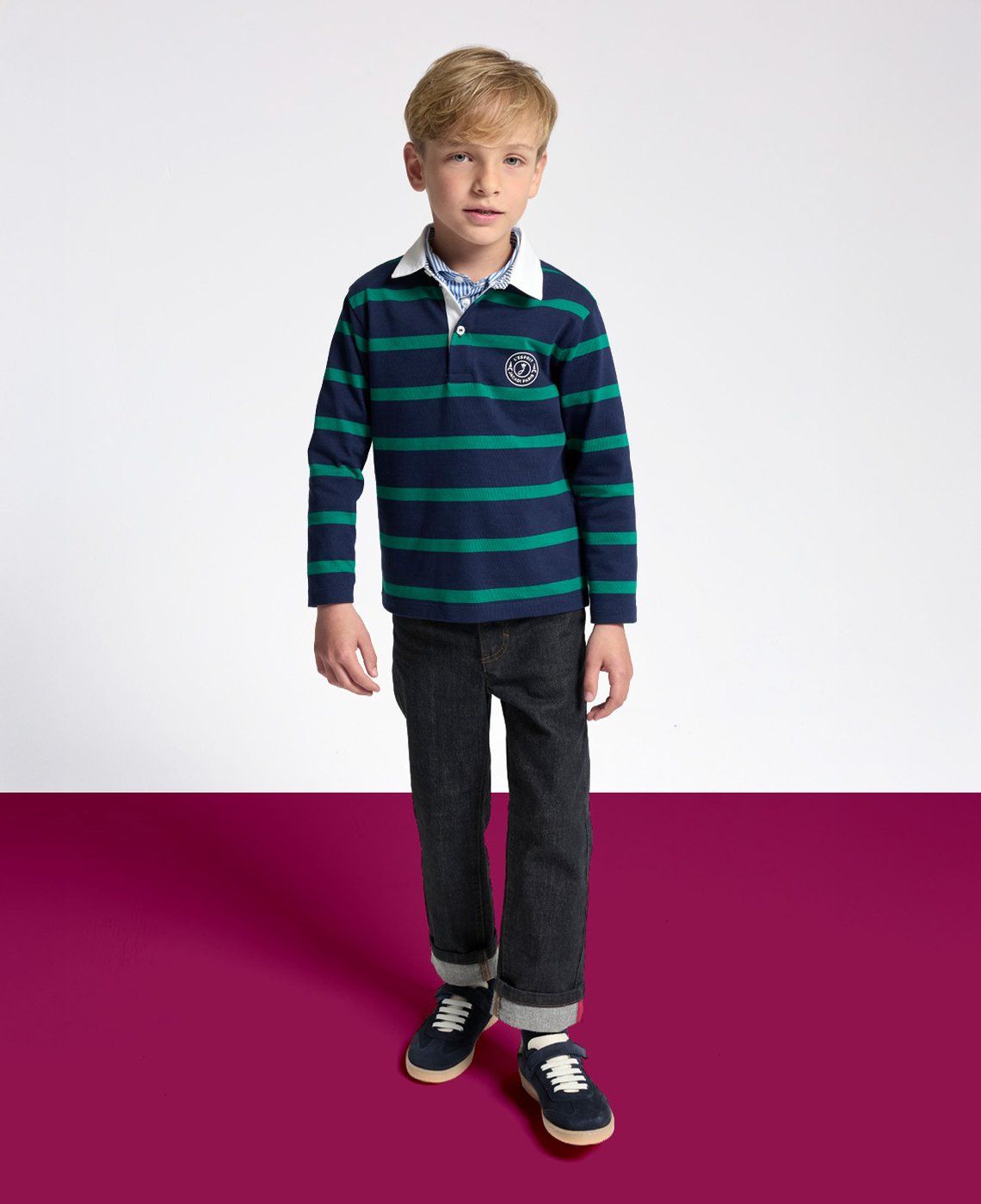 Kollektion Essentiels mit Kleidung und Accessoires für Jungen