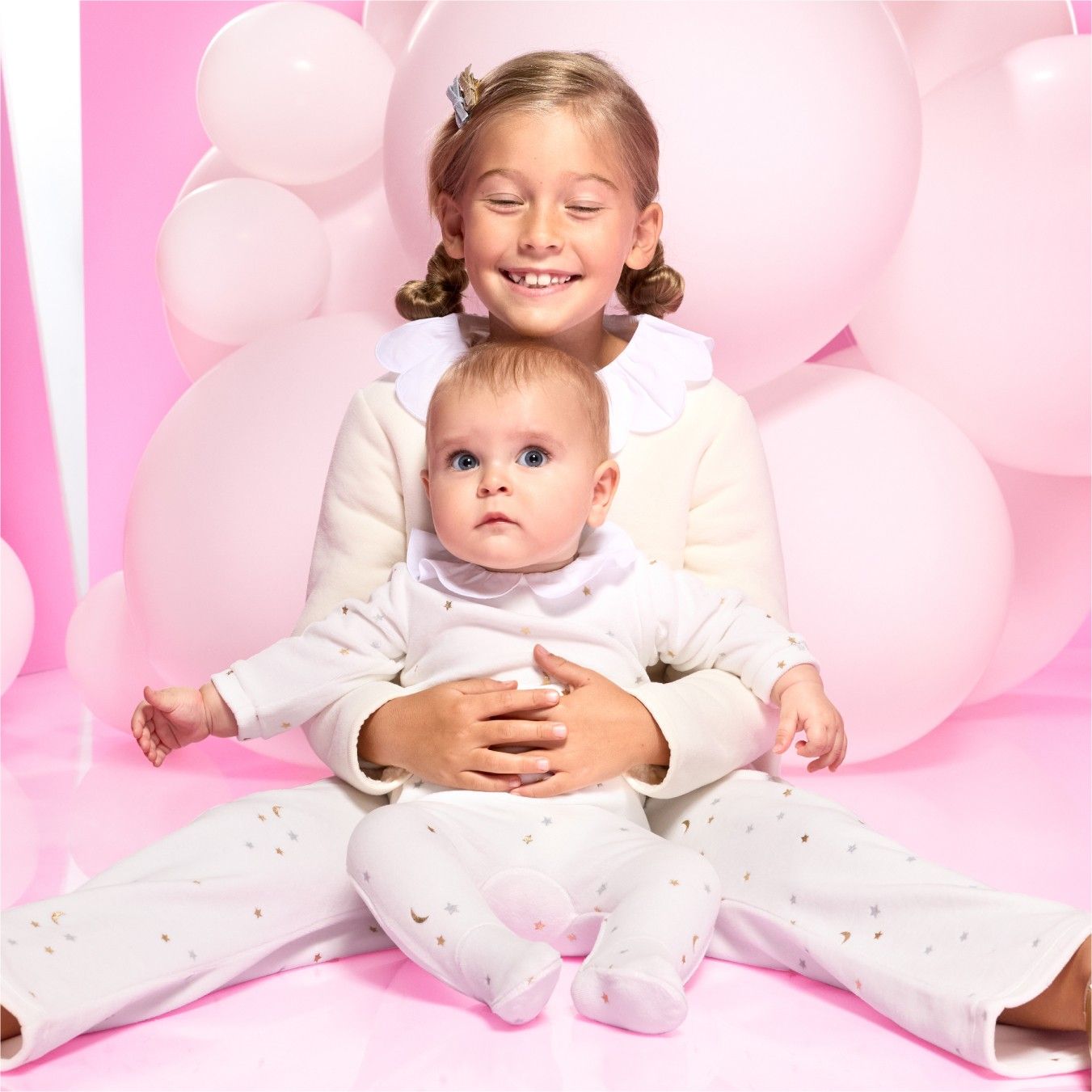 Entdecken Sie die Weihnachtsoutfits für Babys