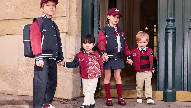 Die Kollektion mit Outfits für den Schulanfang für Mädchen und Jungen